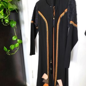 STUNNING DESIGNER TURKISH ABAYA. ALL PROCEEDS WILL GO TO PALESTINE CHARITY